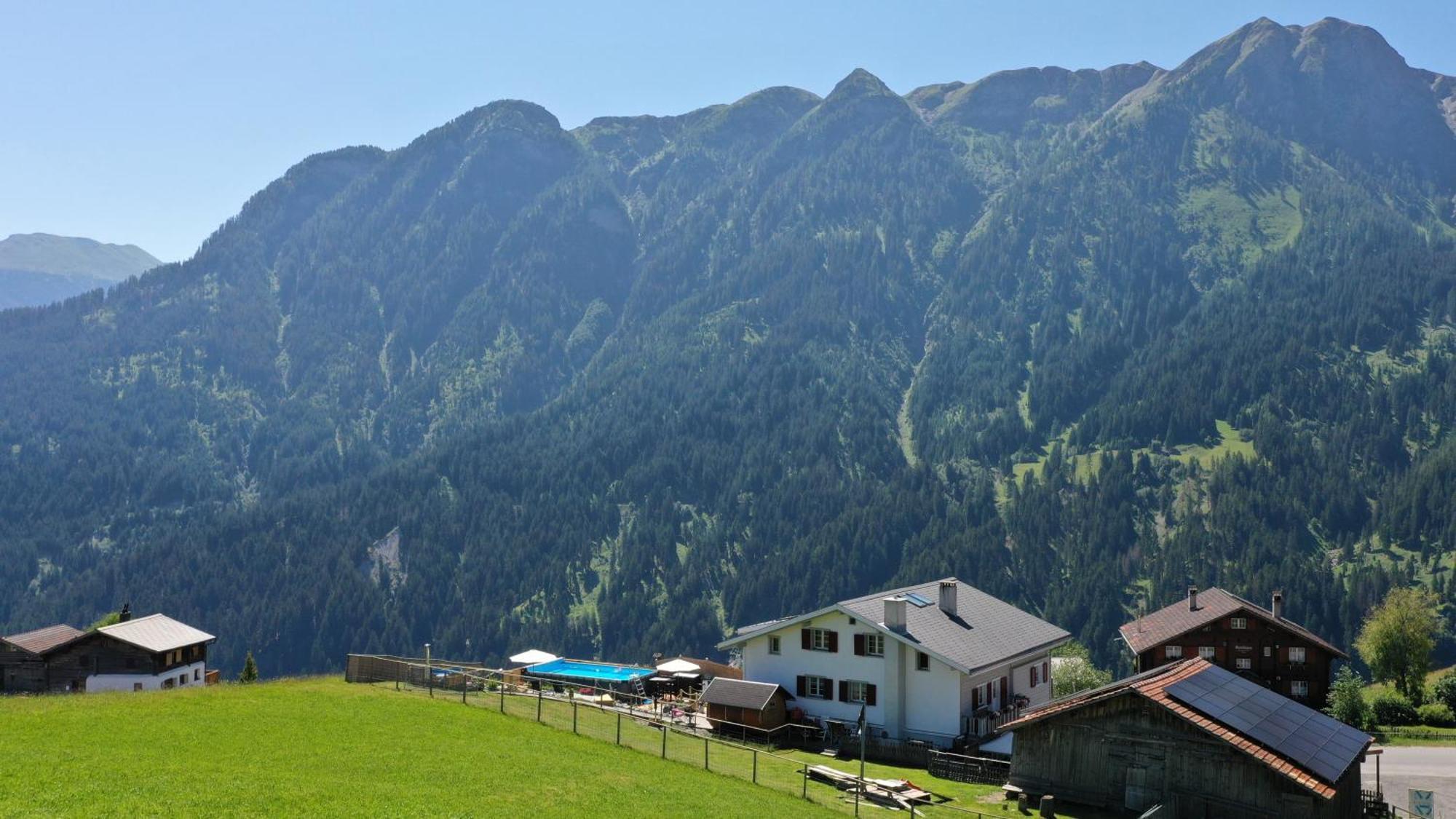 Gasthaus Alpina Tschappina Εξωτερικό φωτογραφία
