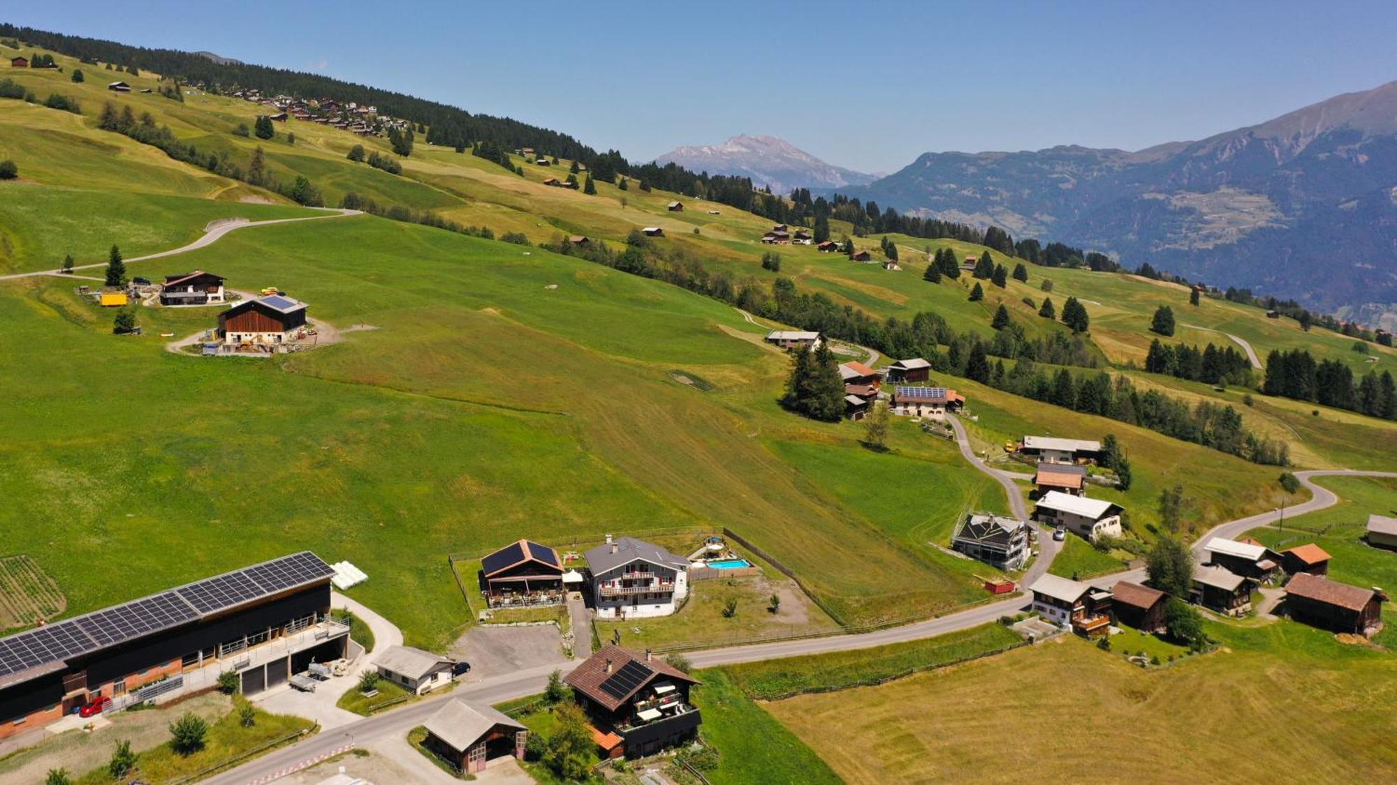 Gasthaus Alpina Tschappina Εξωτερικό φωτογραφία