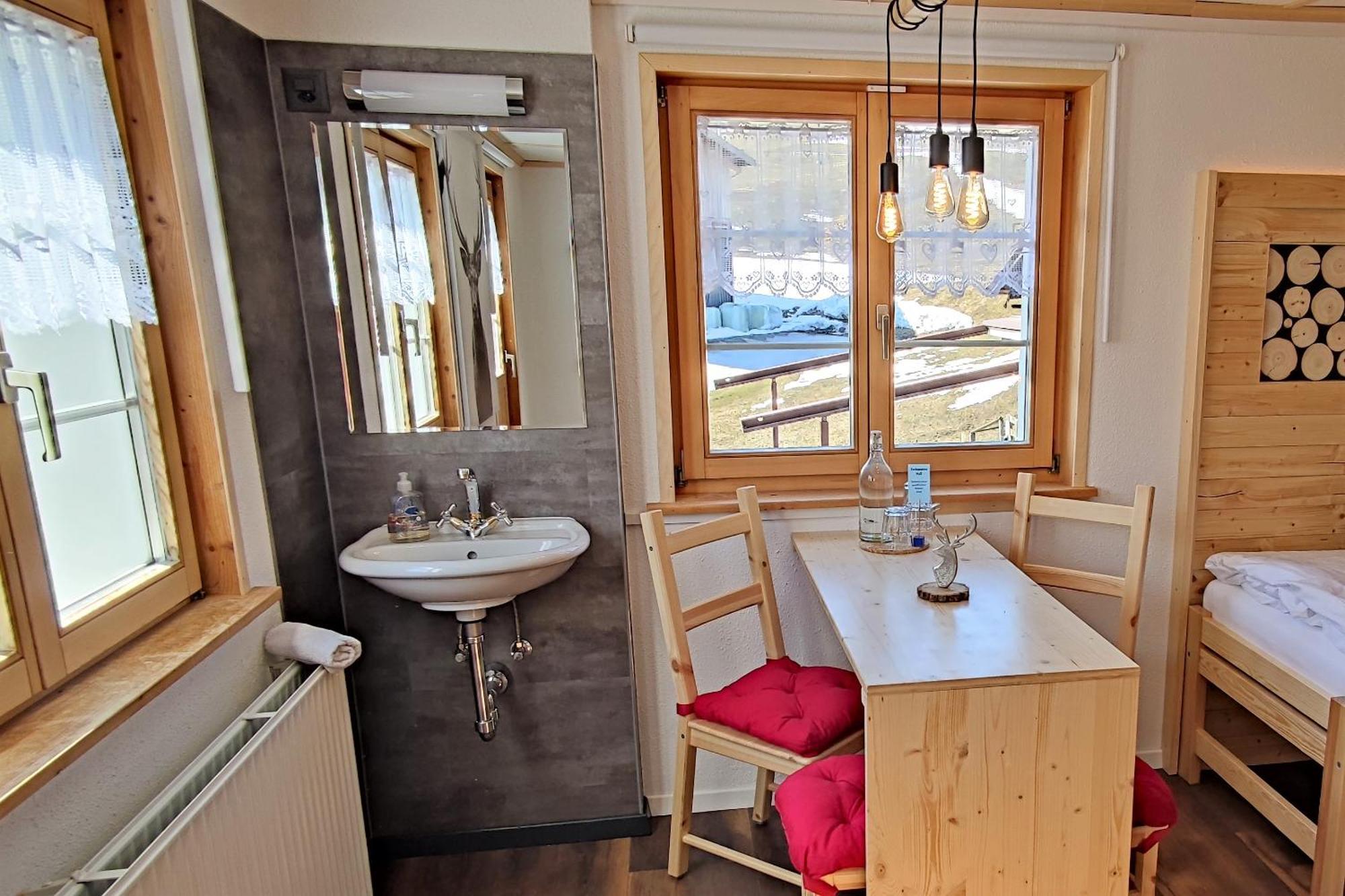Gasthaus Alpina Tschappina Δωμάτιο φωτογραφία